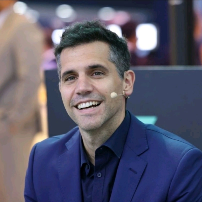 Javier Quílez Oliete, M42 Health